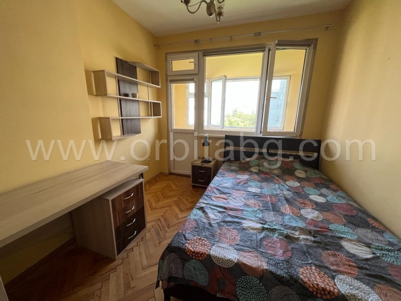 Издаје се  2 спаваће собе Софија , Центар , 96 м2 | 52370996 - слика [5]