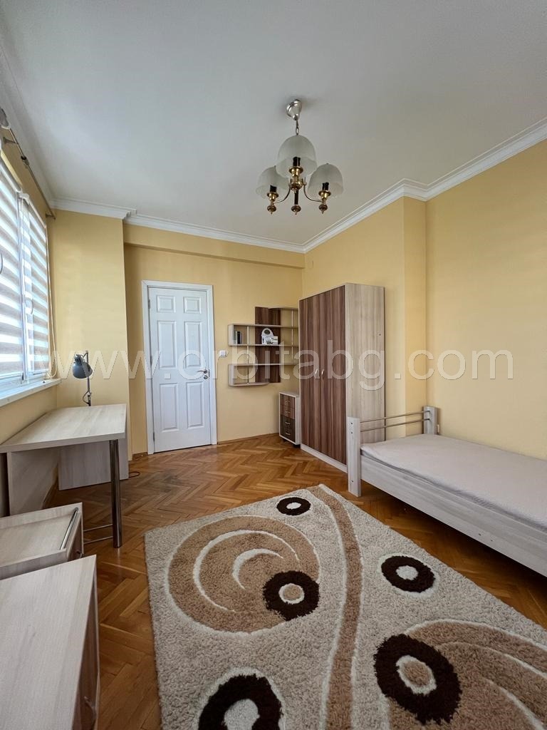 Издаје се  2 спаваће собе Софија , Центар , 96 м2 | 52370996 - слика [6]