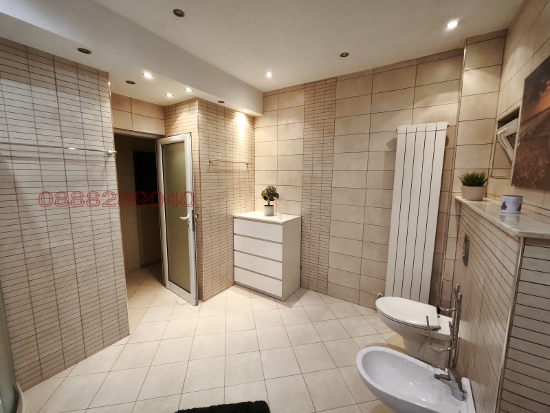 Kiralık  3 yatak odası Sofia , Centar , 190 metrekare | 72594210 - görüntü [16]
