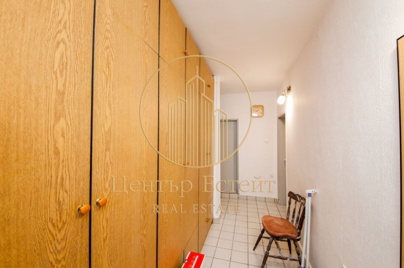 Дава под наем 4-СТАЕН, гр. Плевен, Широк център, снимка 3 - Апартаменти - 53561415