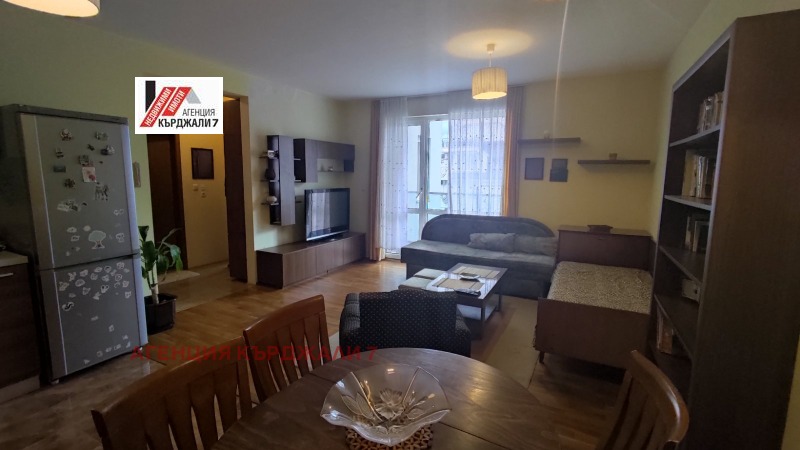 Дава под наем  2-стаен град Кърджали , Център , 70 кв.м | 84973359 - изображение [2]