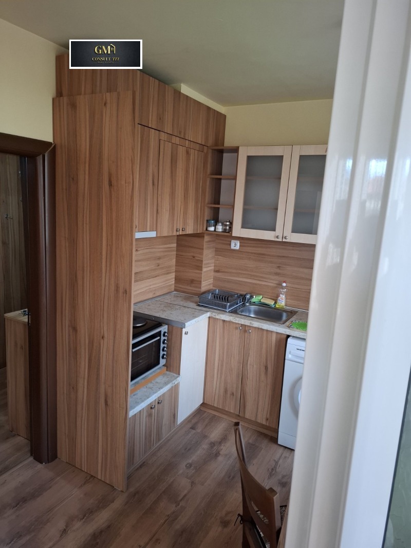 Дава под наем 3-СТАЕН, гр. Плевен, Широк център, снимка 2 - Апартаменти - 52977343