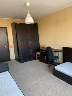 2 slaapkamers Lazur, Burgas 12