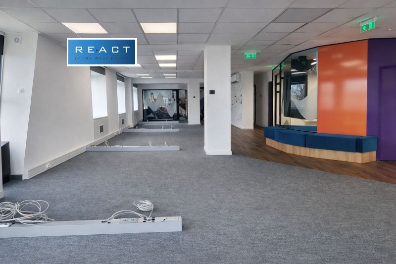 Дава под наем ОФИС, гр. София, Център