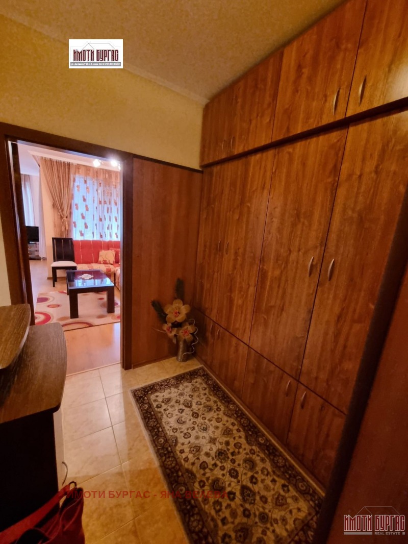 Дава под наем 1-СТАЕН, гр. Бургас, Изгрев, снимка 4 - Апартаменти - 53415461