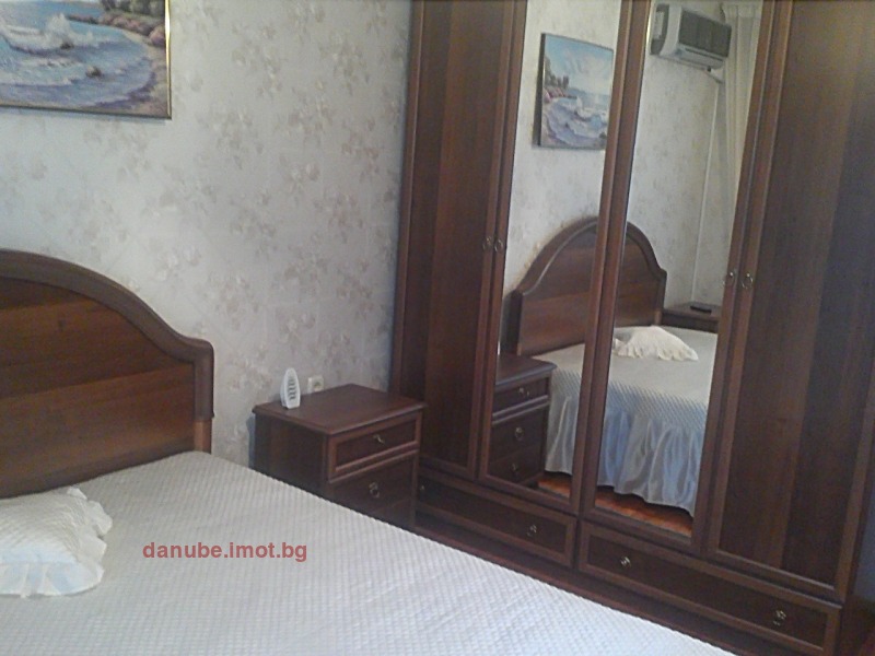 Дава под наем  3-стаен град Русе , Център , 105 кв.м | 70557359 - изображение [12]