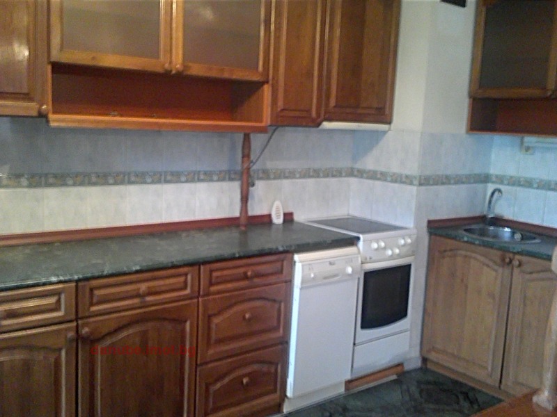 Дава под наем  3-стаен град Русе , Център , 105 кв.м | 70557359 - изображение [2]