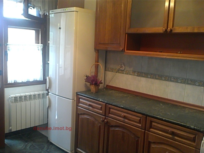 Дава под наем  3-стаен град Русе , Център , 105 кв.м | 70557359 - изображение [4]