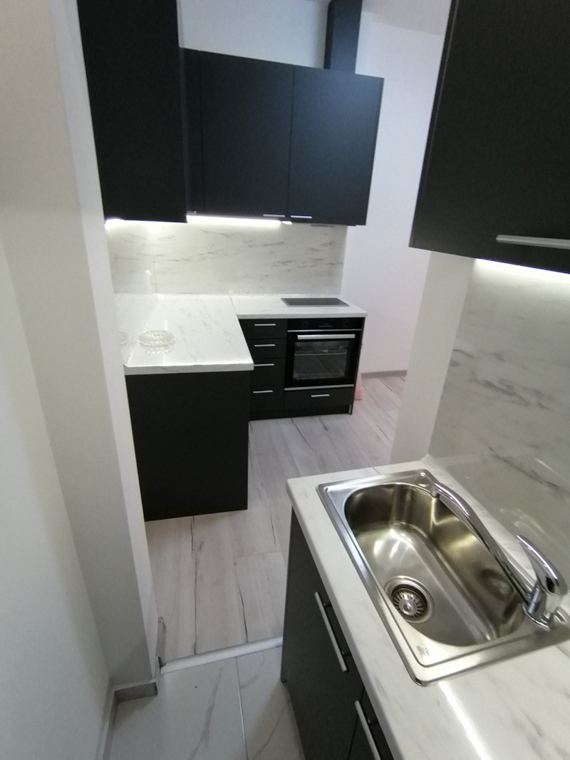 Дава под Наем 2-СТАЕН в град София, Център - 60 кв.м / 680 € » 1 329.96 лв., МК РИЕЛТИ