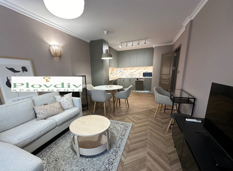 Te huur  1 slaapkamer Plovdiv , Mladezjki Chalm , 73 m² | 74238930
