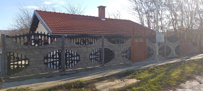 Дава под наем КЪЩА, гр. Бургас, с. Маринка, снимка 5 - Къщи - 53241795