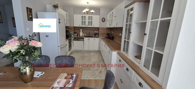 Издаје се  2 спаваће собе Софија , Овча купел , 120 м2 | 49481880 - слика [3]