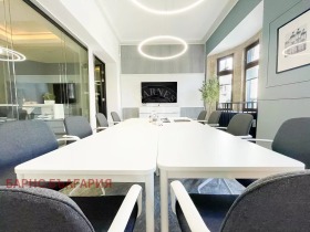 ОФИС, 260 m2