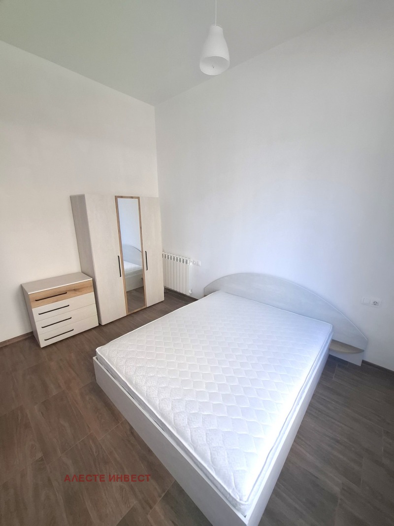 Vuokrattavana  1 makuuhuone Sofia , Nadežda 4 , 70 neliömetriä | 37983911 - kuva [4]
