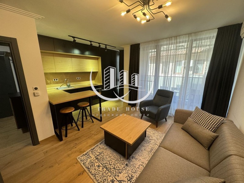 For Rent  2 bedroom Plovdiv , Karshiyaka , 88 sq.m | 52065034