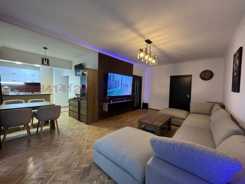 Дава под наем 3-СТАЕН, гр. София, Медицинска академия