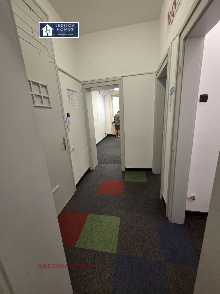 K pronájmu  3 ložnice Sofia , Centar , 160 m2 | 20444289 - obraz [3]