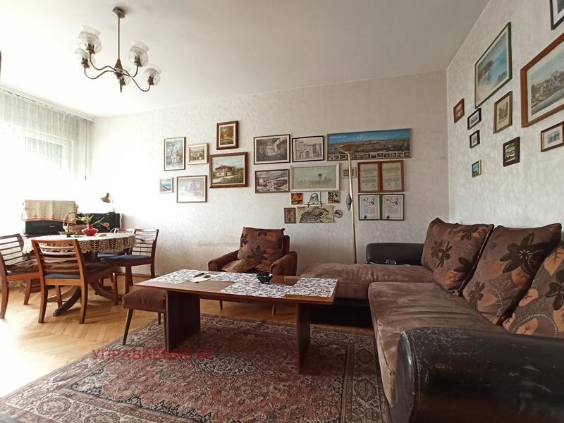 Zu vermieten  1 Schlafzimmer Sofia , Borowo , 60 qm | 43793436 - Bild [2]