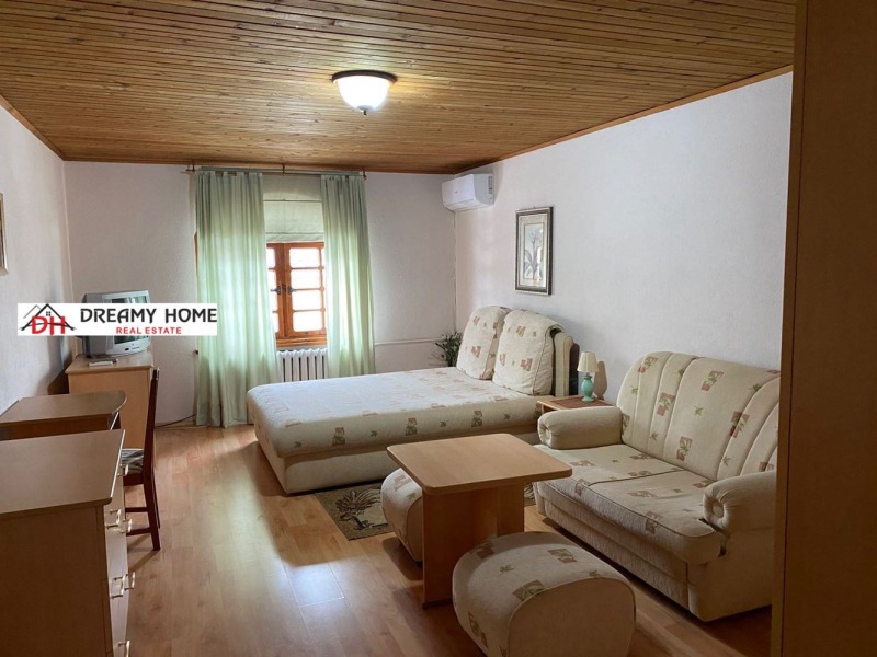 Kiadó  1 hálószoba Stara Zagora , Centar , 60 négyzetméter | 17096332