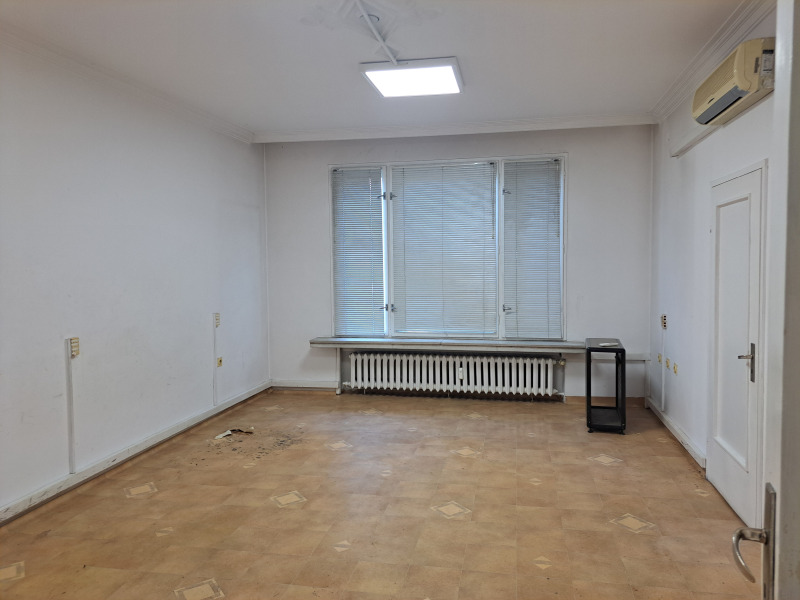 Te huur  3 slaapkamers Sofia , Geo Milev , 120 m² | 96393193 - afbeelding [3]