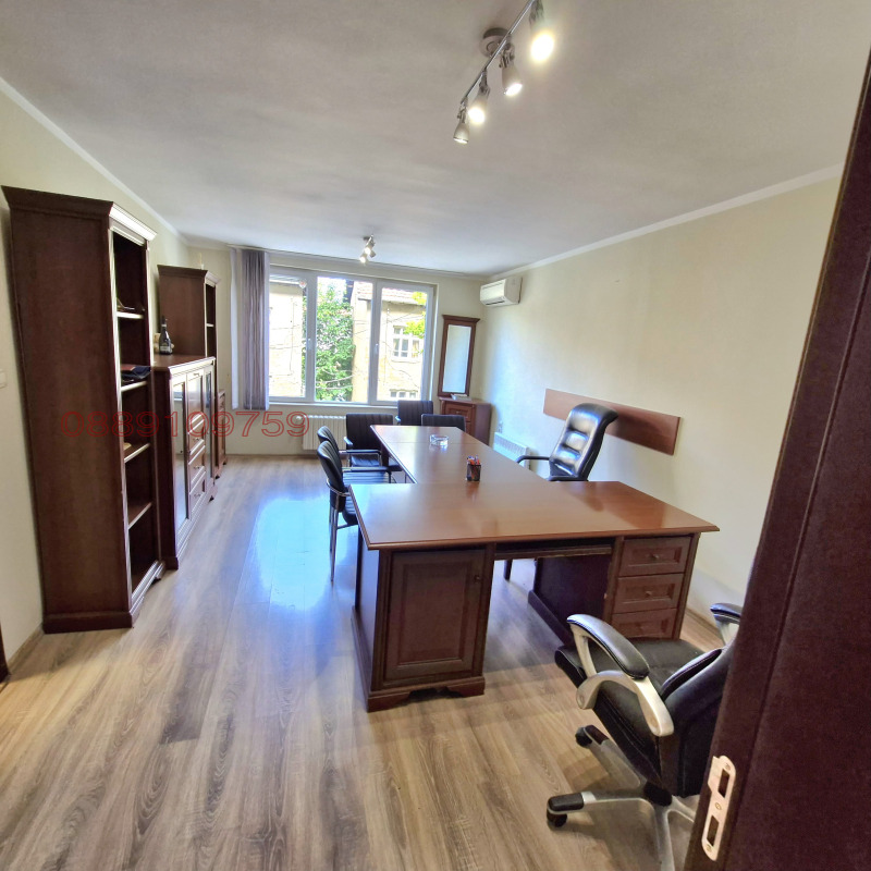 Te huur  Kantoor Sofia , Meditsinska akademija , 130 m² | 58464473 - afbeelding [3]