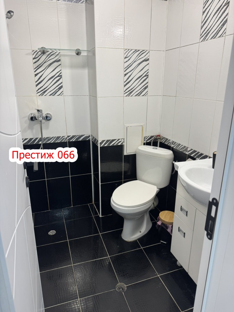 Дава под наем  2-стаен град Шумен , Център , 70 кв.м | 79861542 - изображение [12]