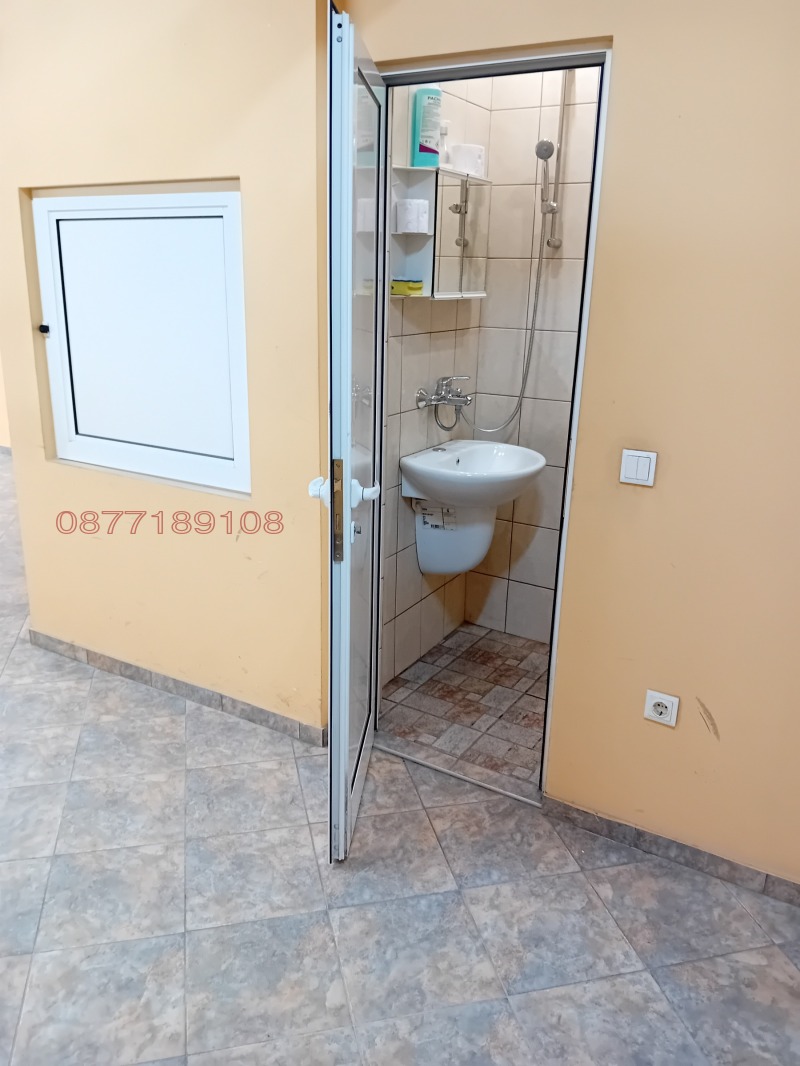 Дава под наем МАГАЗИН, гр. София, Център, снимка 9 - Магазини - 53339518