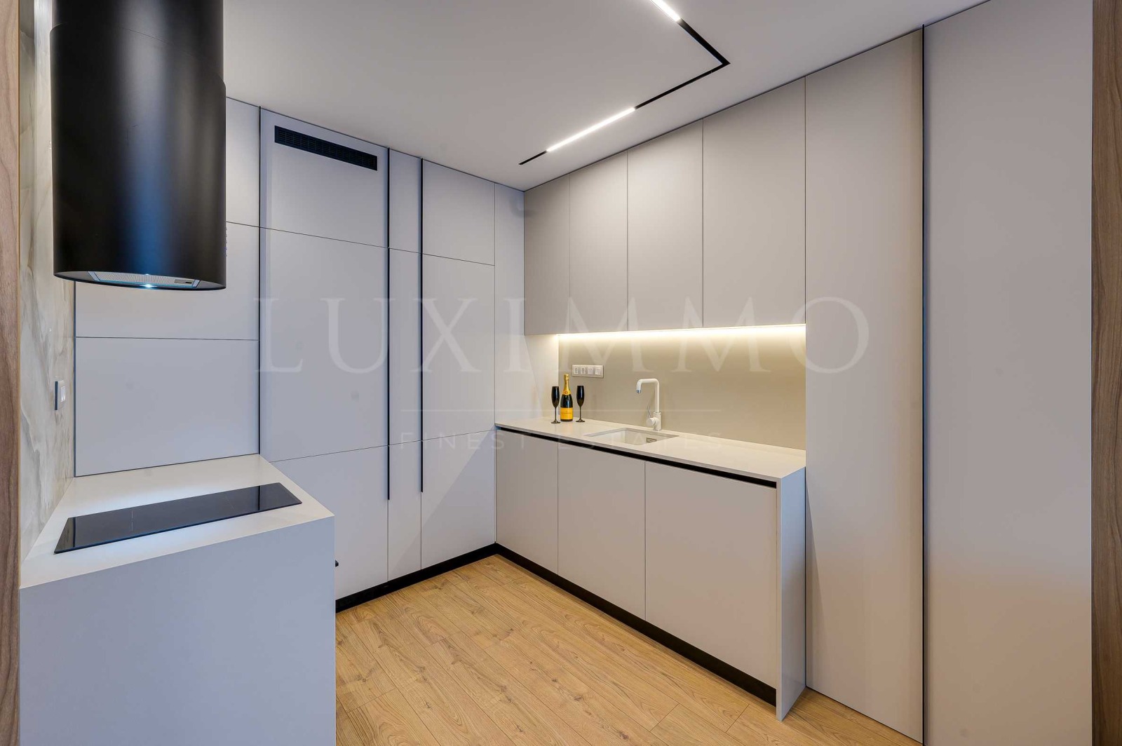 Дава под наем 2-СТАЕН, гр. София, Кръстова вада, снимка 8 - Апартаменти - 53390639