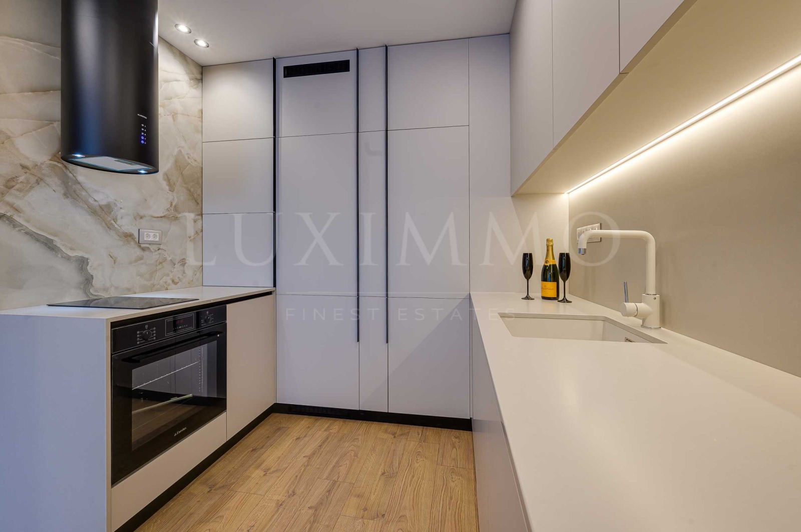 Дава под наем 2-СТАЕН, гр. София, Кръстова вада, снимка 10 - Апартаменти - 53390639