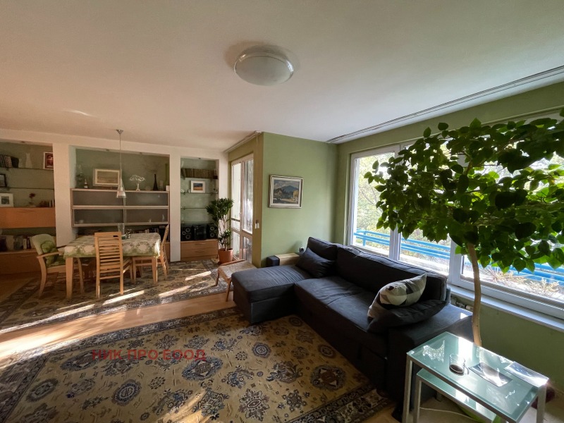 Дава под наем 4-СТАЕН, гр. София, Иван Вазов, снимка 3 - Апартаменти - 52635739