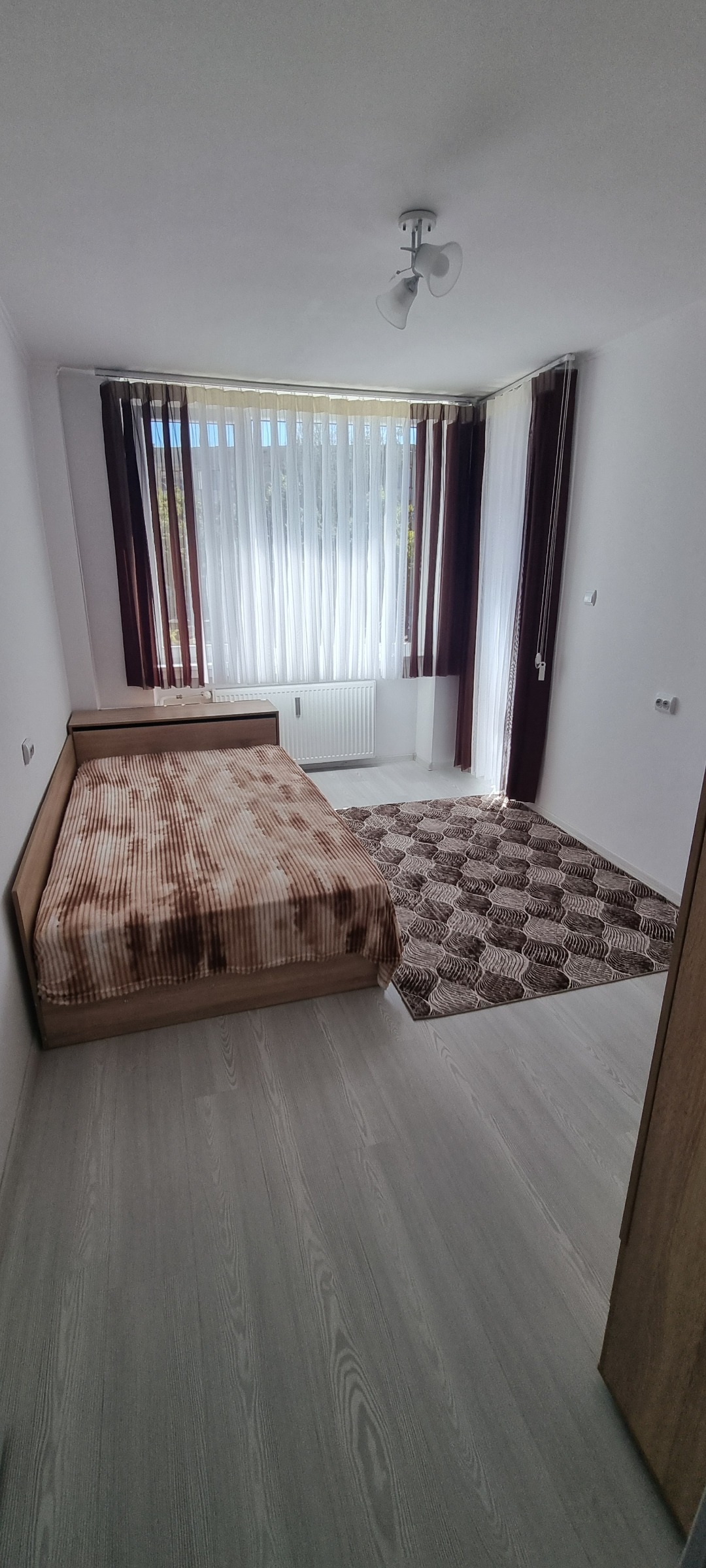 Дава под наем 3-СТАЕН, гр. Разград, Освобождение, снимка 5 - Апартаменти - 56009739