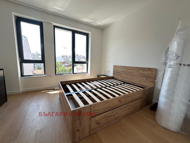 Zu vermieten  1 Schlafzimmer Sofia , Zentar , 65 qm | 69637598 - Bild [9]