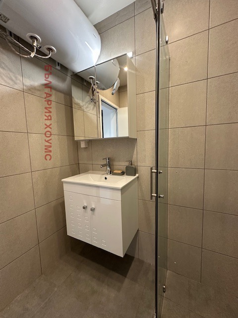 Zu vermieten  1 Schlafzimmer Sofia , Zentar , 65 qm | 69637598 - Bild [14]