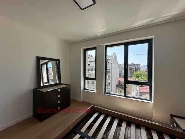 Zu vermieten  1 Schlafzimmer Sofia , Zentar , 65 qm | 69637598 - Bild [10]