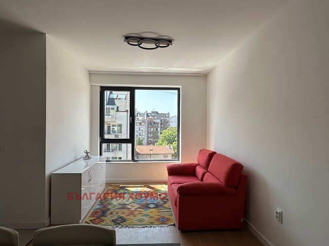 Zu vermieten  1 Schlafzimmer Sofia , Zentar , 65 qm | 69637598 - Bild [4]