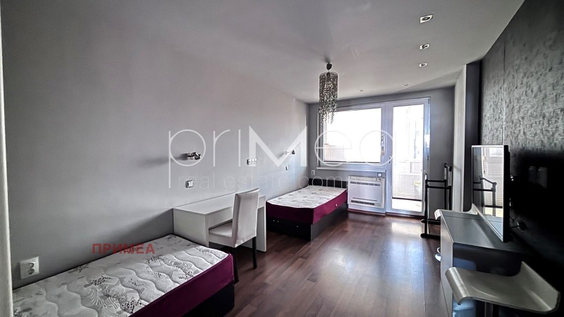 Дава под наем 3-СТАЕН, гр. Бургас, Изгрев, снимка 4 - Апартаменти - 52835883