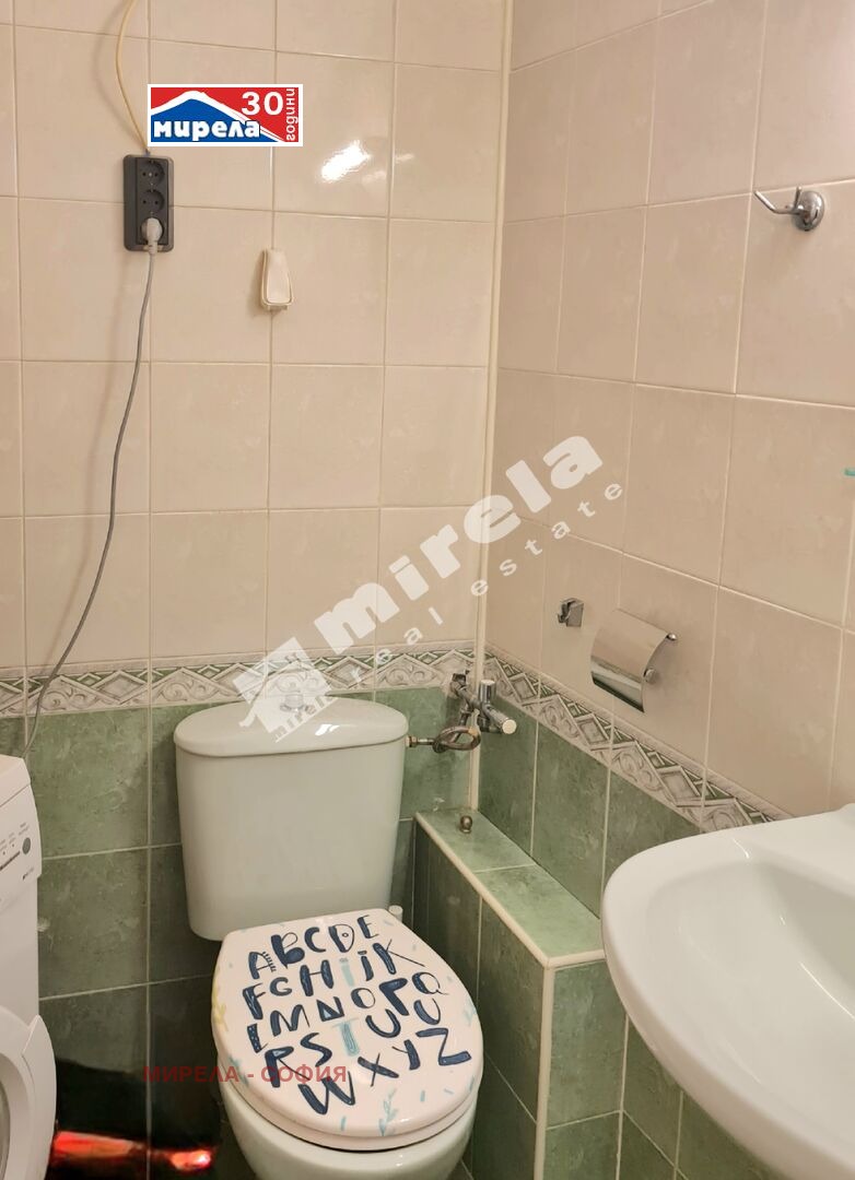 Дава под наем 4-СТАЕН, гр. София, Лозенец, снимка 8 - Апартаменти - 52662573