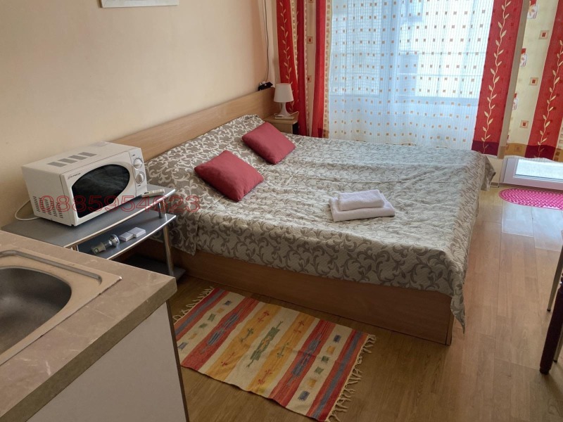 Дава под наем АТЕЛИЕ, ТАВАН, к.к. Слънчев бряг, област Бургас