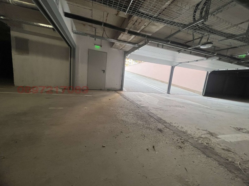 Дава под наем ГАРАЖ, ПАРКОМЯСТО, гр. Пловдив, Западен, снимка 2 - Гаражи и паркоместа - 53254300