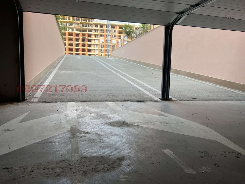 Дава под наем ГАРАЖ, ПАРКОМЯСТО, гр. Пловдив, Западен, снимка 3 - Гаражи и паркоместа - 53254300