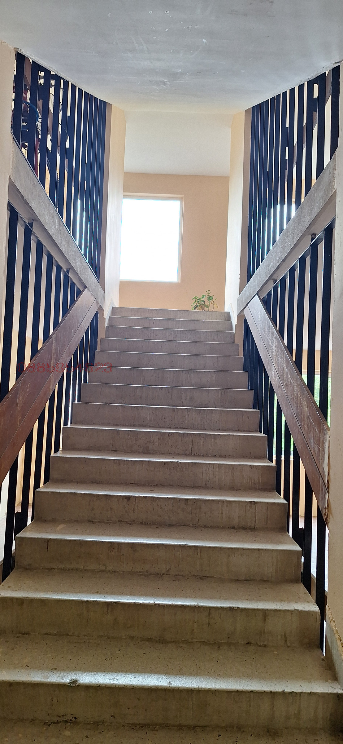 Дава под наем АТЕЛИЕ, ТАВАН, к.к. Слънчев бряг, област Бургас, снимка 3 - Апартаменти - 53910946