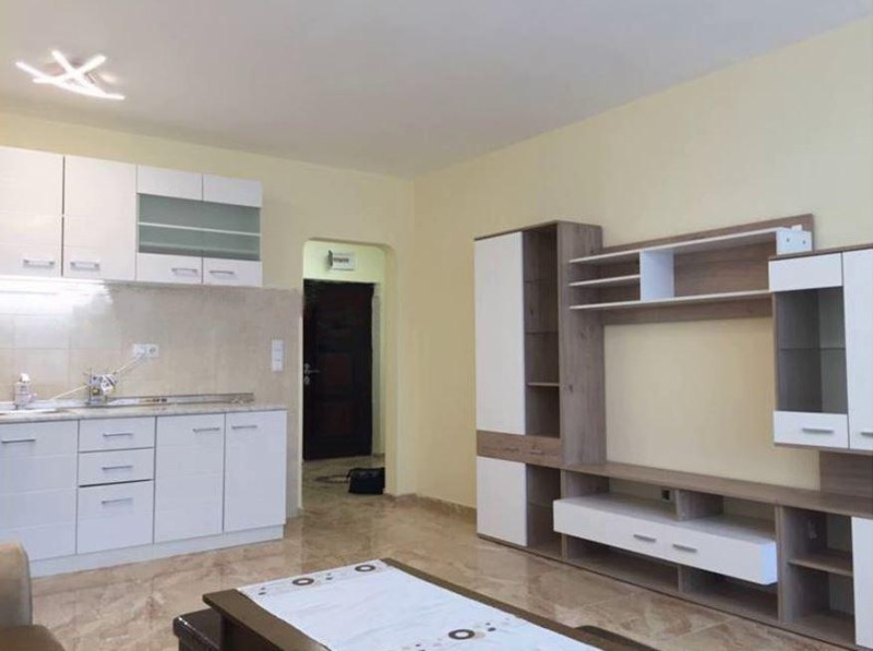 Da affittare  1 camera da letto Sofia , Poligona , 78 mq | 69969098 - Immagine [2]