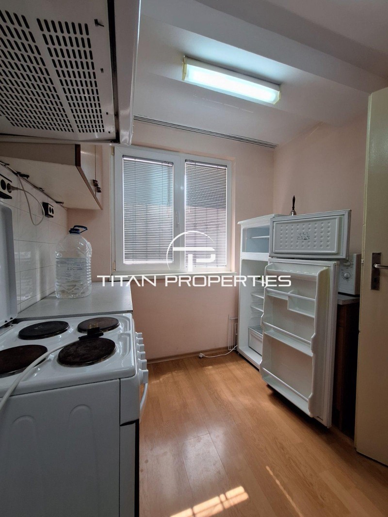 Kiadó  1 hálószoba Plovdiv , Marasa , 31 négyzetméter | 64199100 - kép [3]