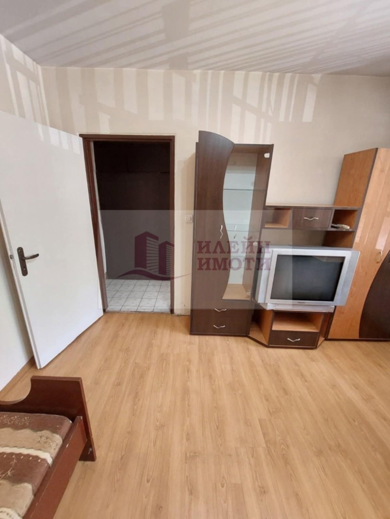 Дава под наем 2-СТАЕН, гр. Русе, Център, снимка 4 - Апартаменти - 53229428