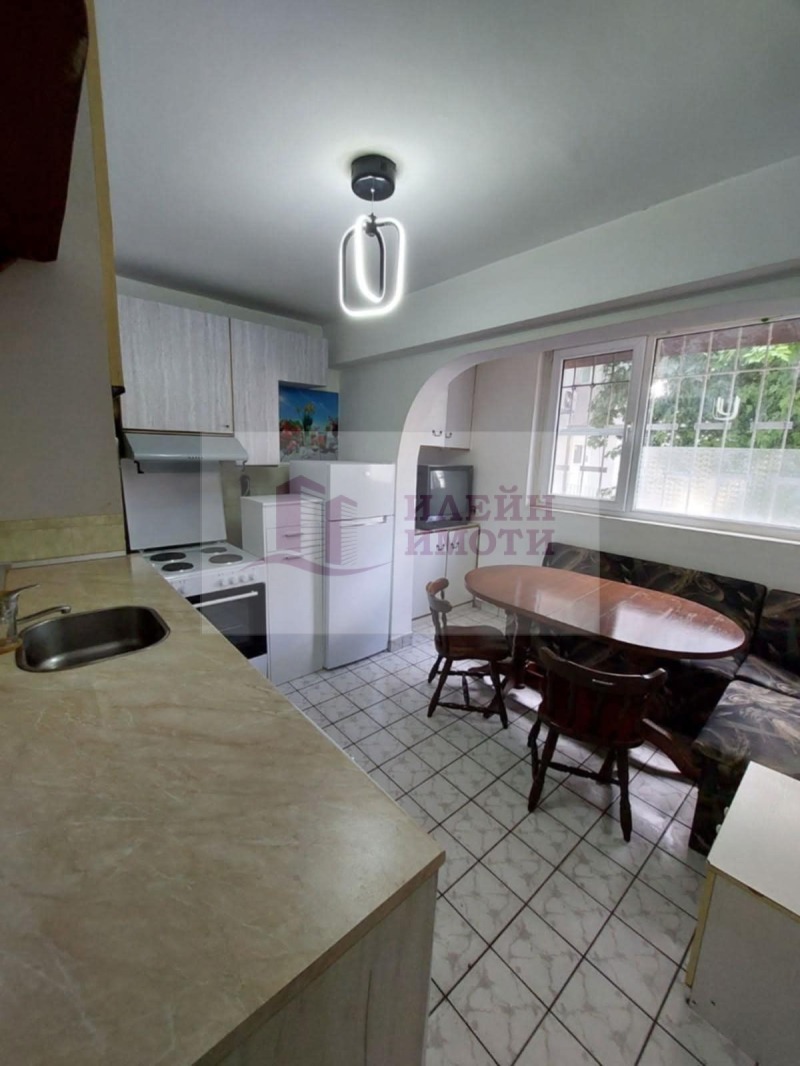 Дава под наем 2-СТАЕН, гр. Русе, Център, снимка 2 - Апартаменти - 53229428