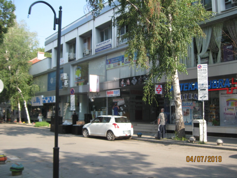 Дава под наем  Магазин град Пазарджик , Идеален център , 25 кв.м | 70752390