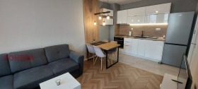 2-стаен град Варна, Център