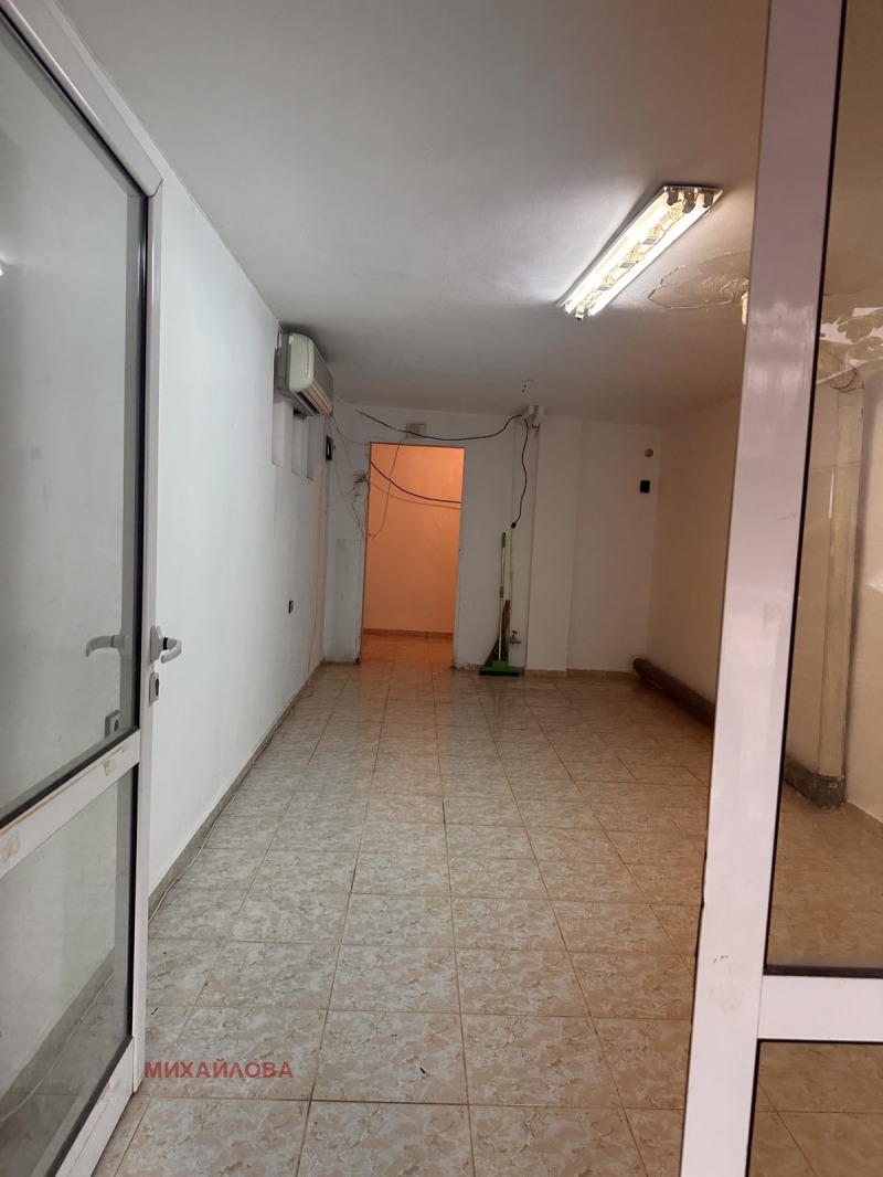 Дава под Наем ОФИС в град Стара Загора, Център - 27 кв.м / 220 € » 430.28 лв., МИХАЙЛОВА