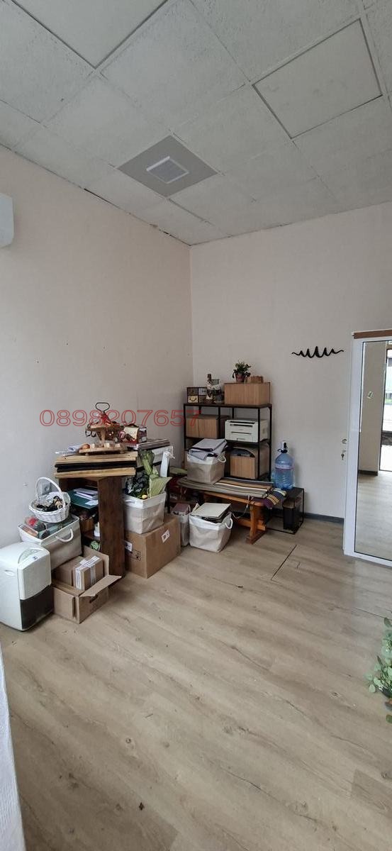 Дава под наем МАГАЗИН, гр. Варна, Център, снимка 3 - Магазини - 54032100