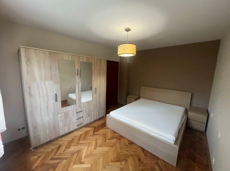 Дава под наем 3-СТАЕН, гр. София, Хиподрума, снимка 2 - Апартаменти - 52519750